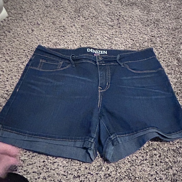 👖Sale Denizen Levi's Cuffed Shorts Women's Size 10 Denim 5 Pockets Reg - Picture 1 of 4